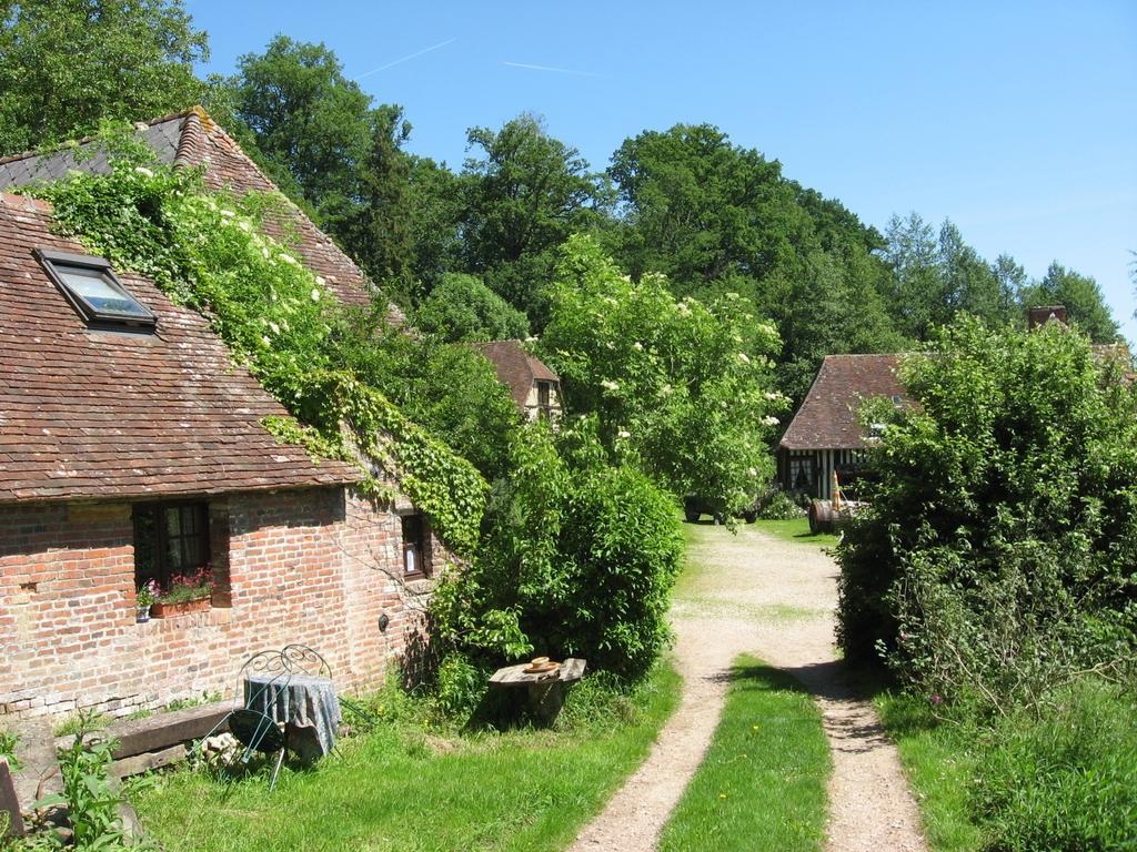Livarot-Pays-d'Auge La Boursaie B&B 외부 사진
