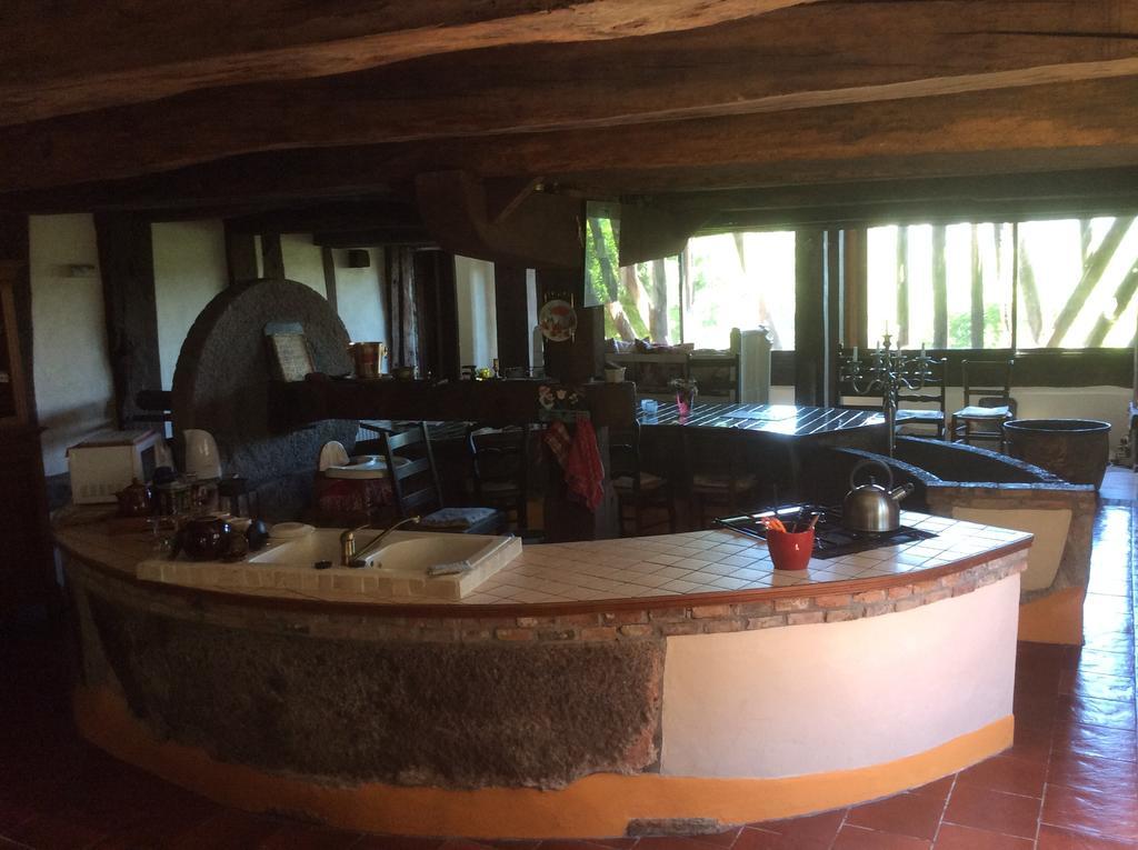 Livarot-Pays-d'Auge La Boursaie B&B 외부 사진