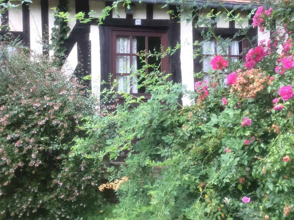 Livarot-Pays-d'Auge La Boursaie B&B 외부 사진